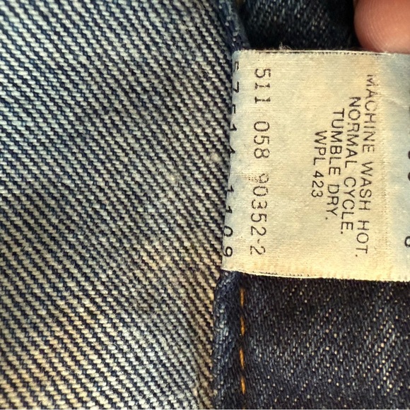 RARE Levi's Vintage Denim Jacket, 100% Cotton, Size XL, Offers Welcome - Picture 11 of 11